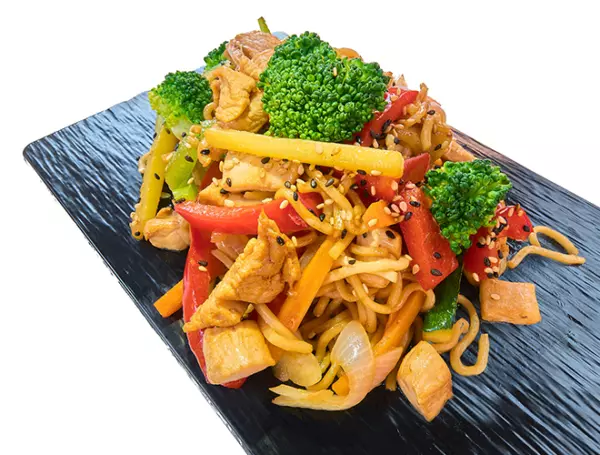 AKISOBA con pollo y verduras Kimoshi